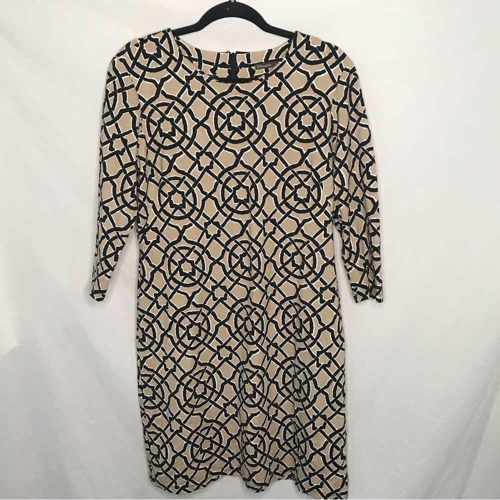 J Mclaughlin Devon Sheath Dress Sz Large 3/4 Sleeve Tan Black Scribe Print